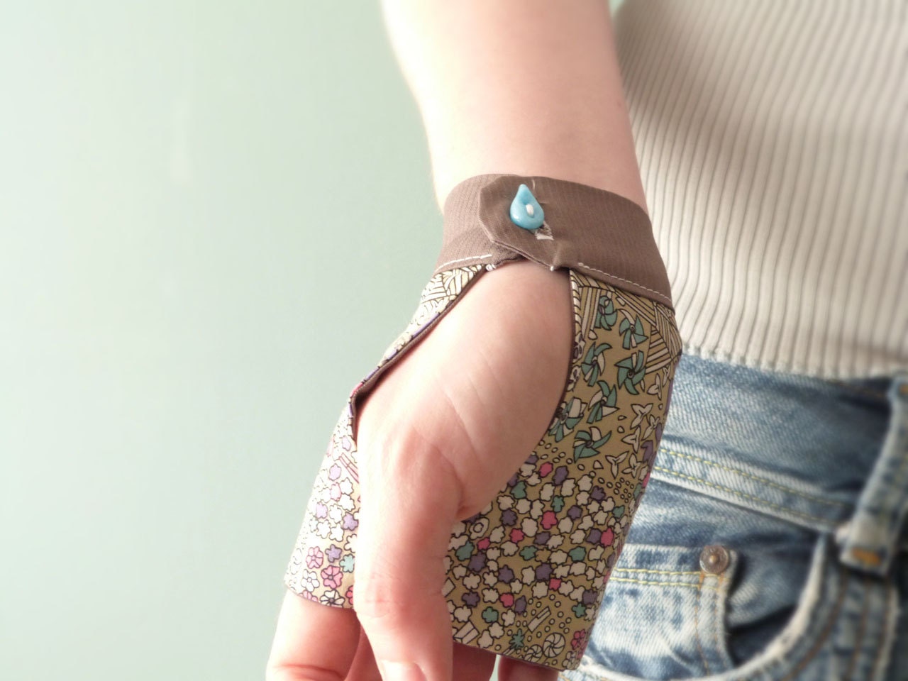 Taupe liberty Fingerless gloves Autumn fashion OOAK by Jye, Hand-made in France