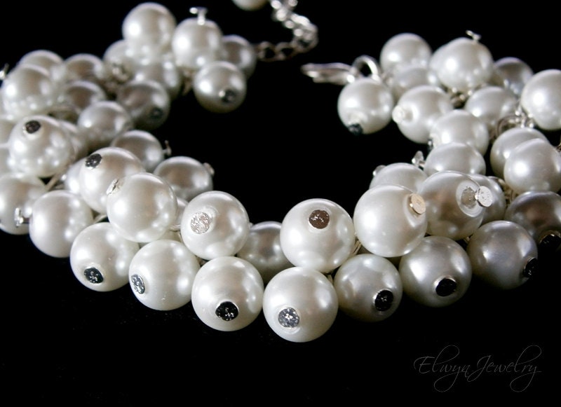 White Pearl Bracelet, Wedding, Bridal, Chunky, Cluster, Bridesmaid Gift