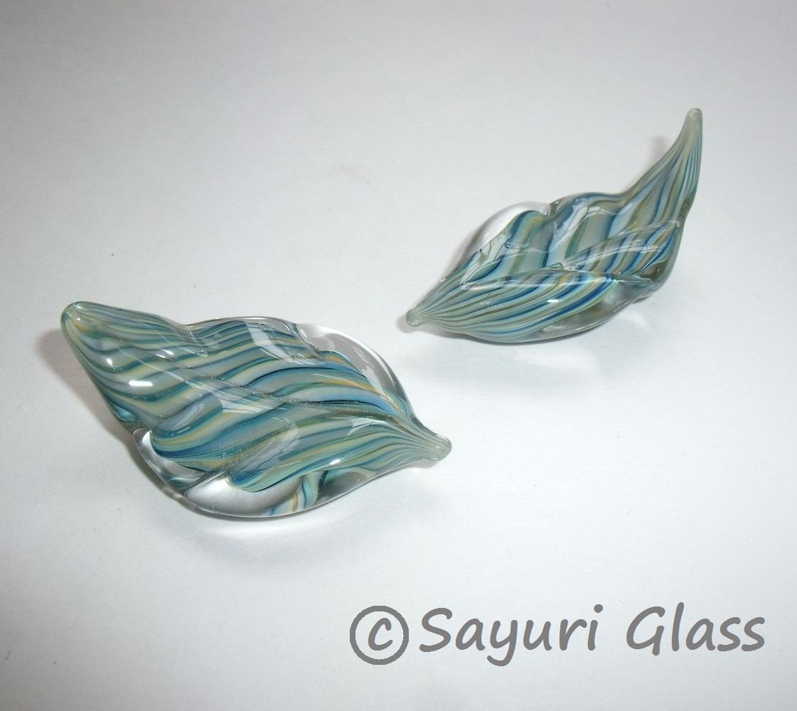Leaf Chopstick rest set of 2  :DISASTER RELIEF