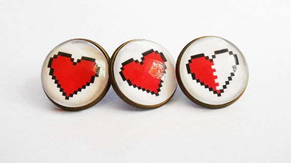 Pixel Heart Brass Pins Gaming Geek - landofrapture