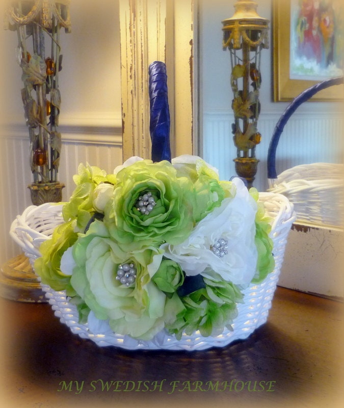 SHABBY CHIC Black White Wedding Program Basket Card Box Beach Wedding Decor Personalized Heart (Your Flower Color and Basket Color Choice)