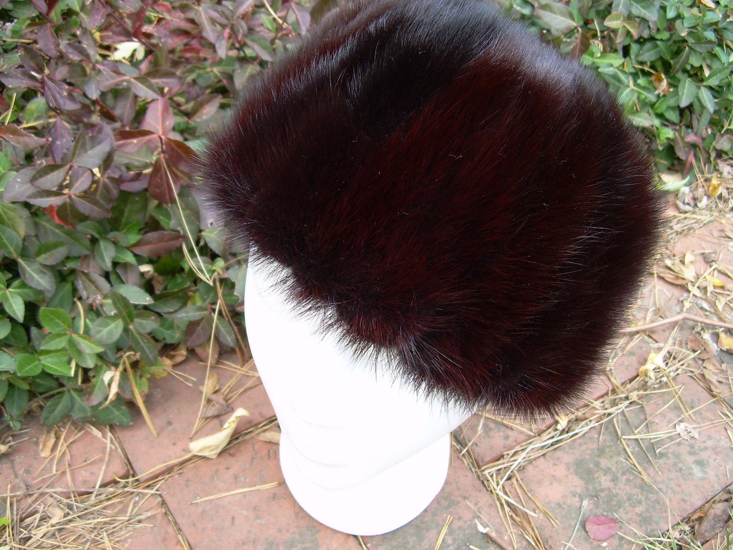 Vintage Mink Fur Pill Box Hat from Reggi of Wilshire Paris/NY