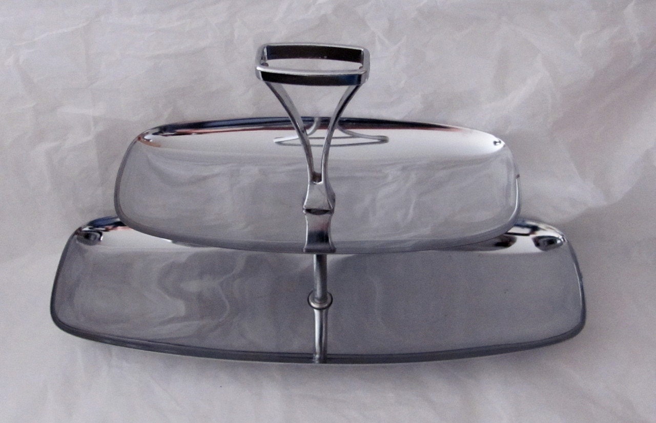 Vintage Two Tier Serving Tidbit Tray - Totally Retro - Wood Base