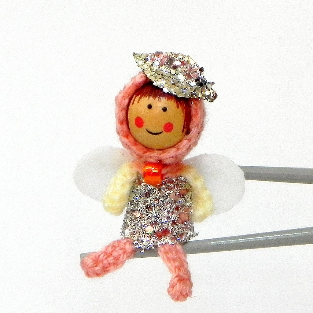 Silver leaf peach pink fairy MochiQtie Amigurumi - Mochi size crochet mini toy doll - Crochet Amigurumi
