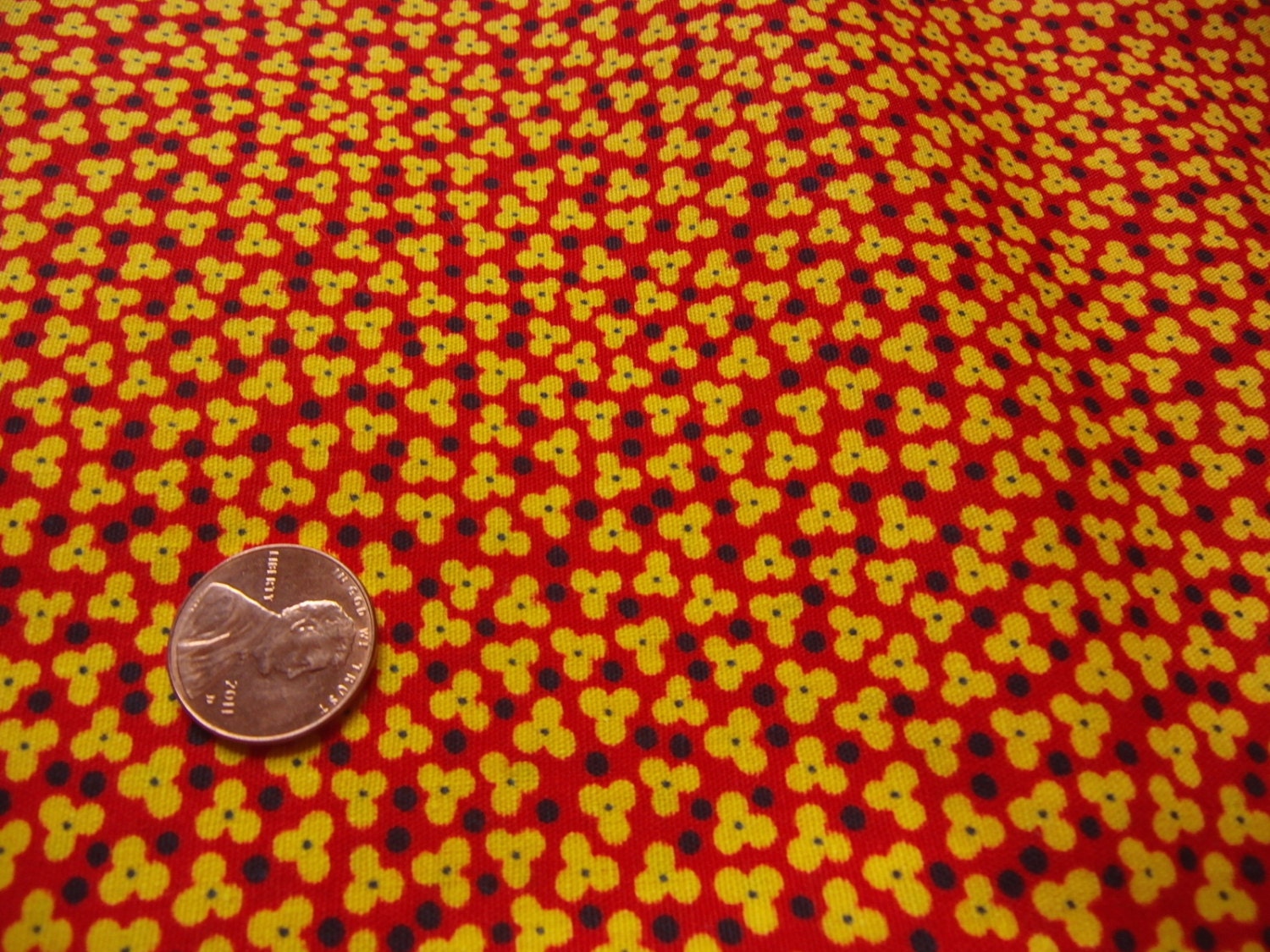 Vintage Fabric Yardage - Abstract Floral Print
