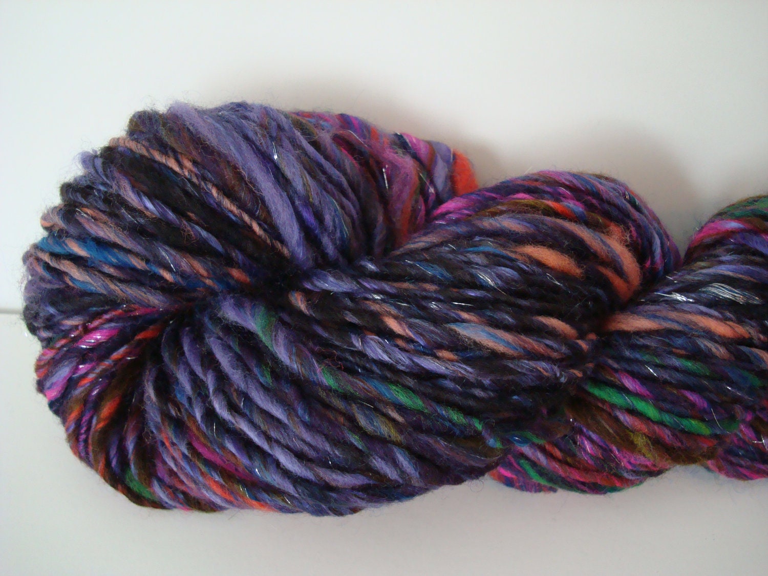 Handspun Art Yarn Thick & Thin Singles "Dracula's Daughter" 99 yds