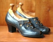 vintage NOS 1930s shoes / 30s black art deco heels / size 6