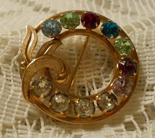 Vintage Van Dell 12 KT Gold Filled Mothers Rhinestone Brooch in Original Box