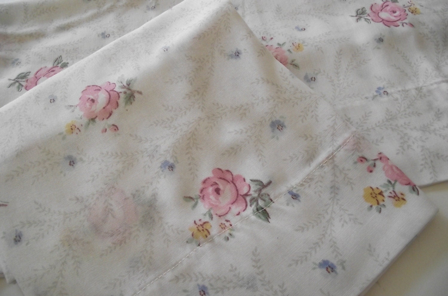 Vintage Pillowcases pair set cotton pink victorian roses floral