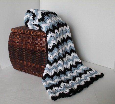 Luxurious Ripple Afghan Blanket- Blue Speckle, Black, and White