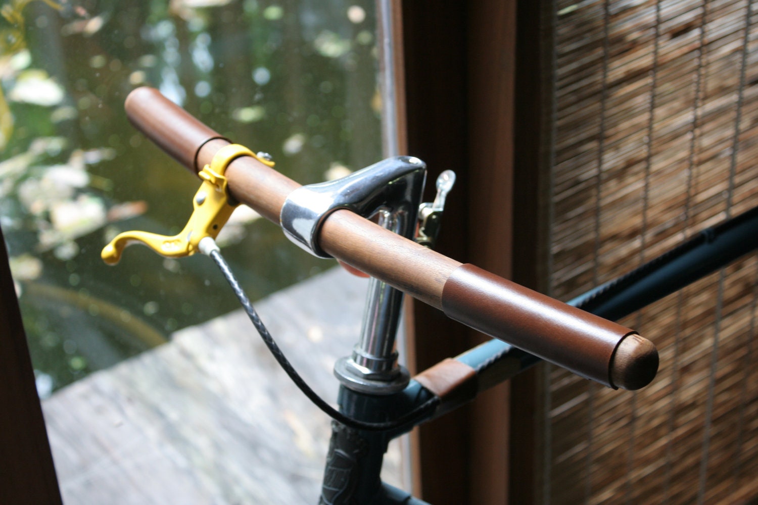 bicycle handlebar(round tip at both ends) - leather grips, hand stitching - round tip at both ends - solid TEAK wood-genuine leather