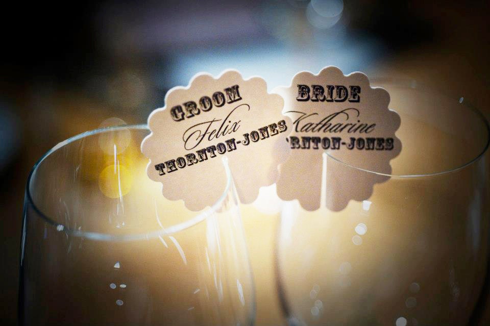 Champagne Wine Glass Scalloped Wedding Name Cards Tags  // Escort Cards //