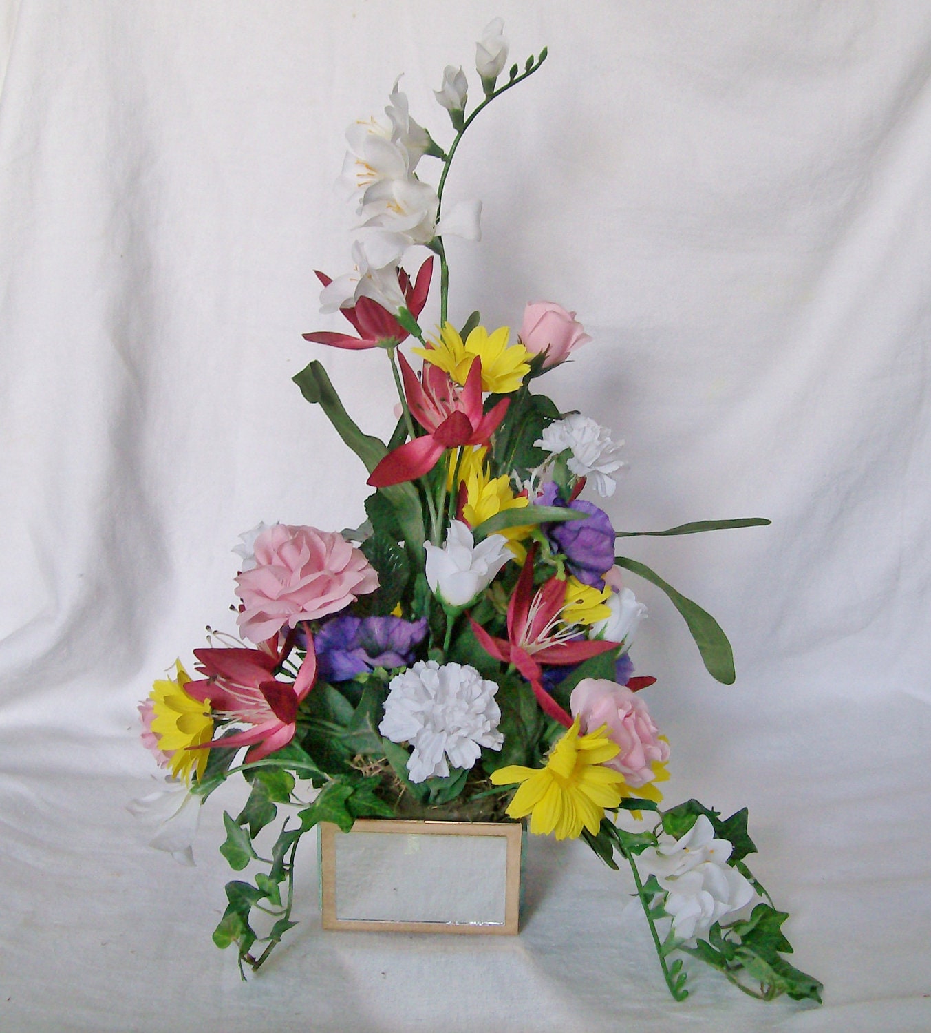 Triangular Floral Arrangements