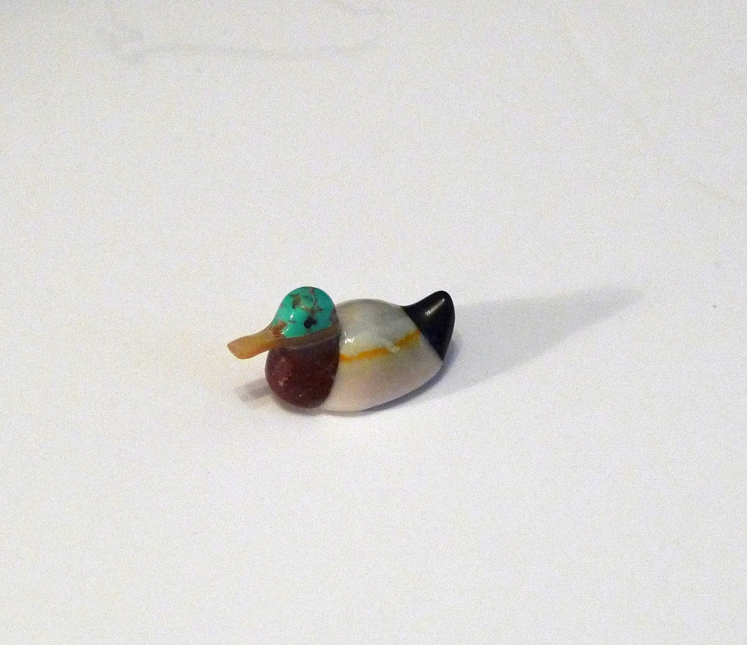 Miniature Duck Indian Fetish Vintage Shell Turquoise Taos New Mexico Tiny Fowl Shadow Box Native American Craft retro vintage FREE SHIPPING