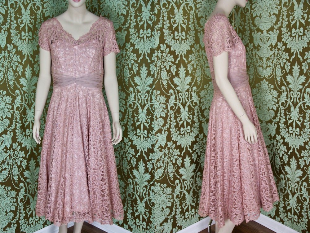 1950s wedding gown / 50s wedding dress / Sale