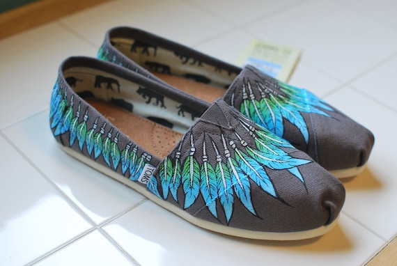 Feather Moccasin TOMS