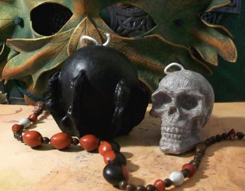 Witch Claw And Ball Black Beeswax Candle