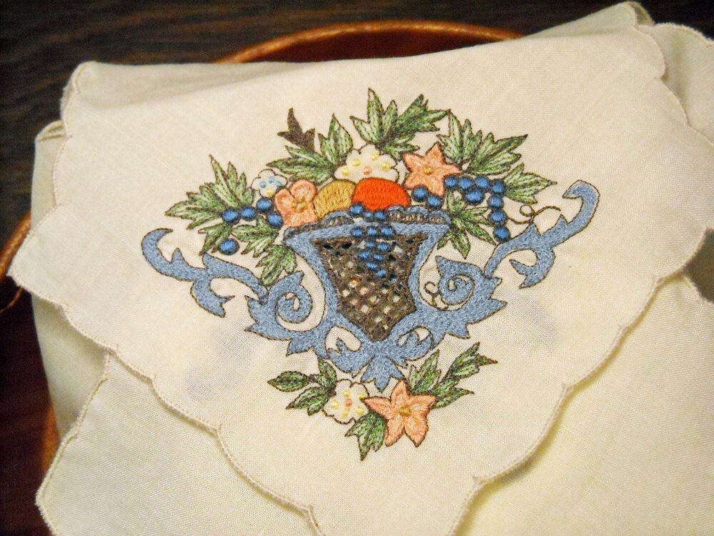 Lenox AUTUMN Pattern Bread Basket Cloth Linen by MidCenturyMonkey