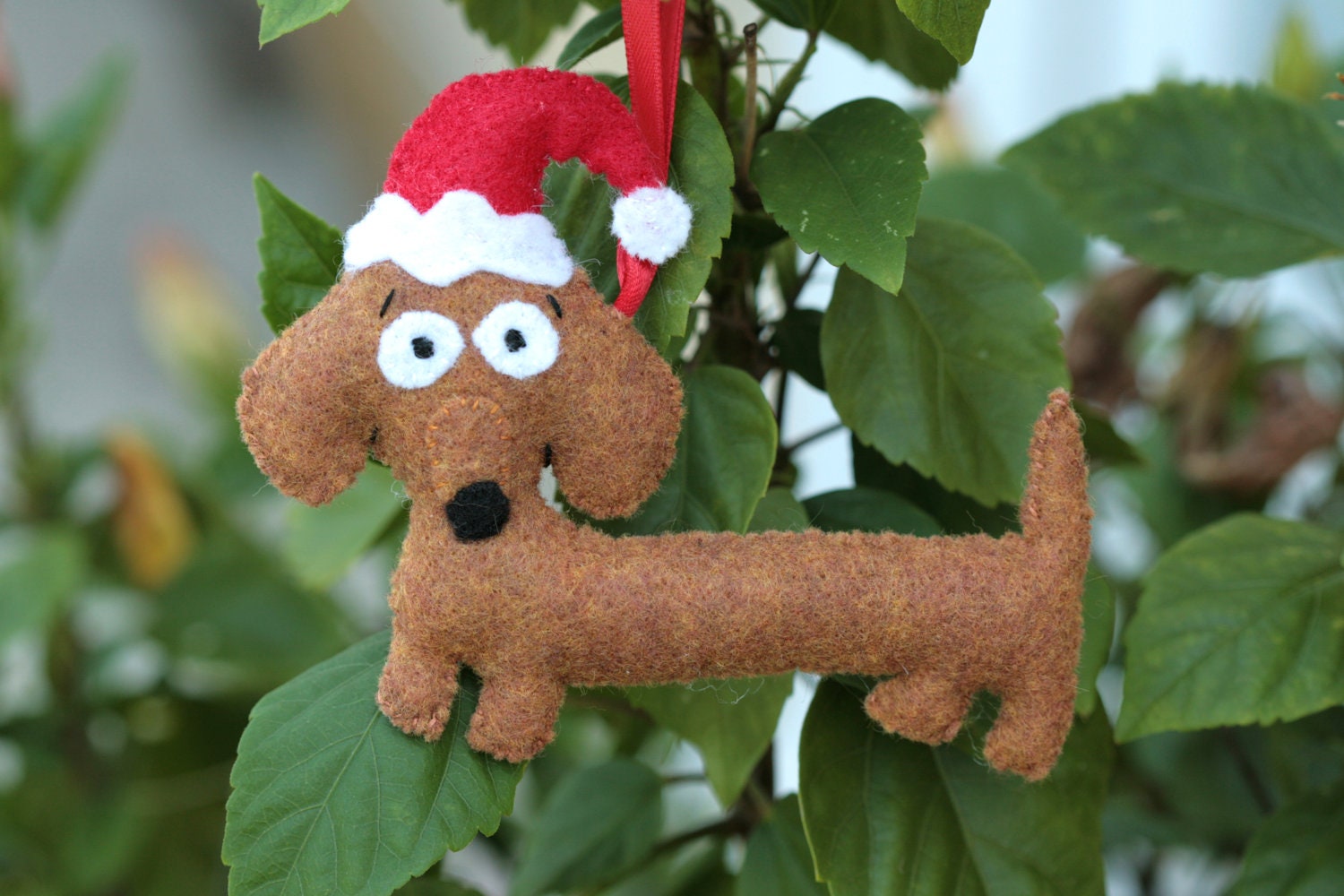 Super Cute Dachsund Wiener Dog with Santa Hat Ornament