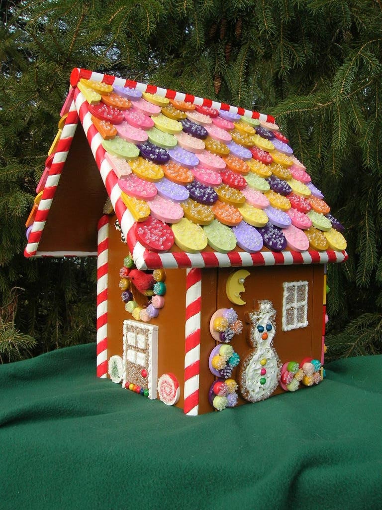 Decorative Christmas "Gingerbread House" Birdhouse