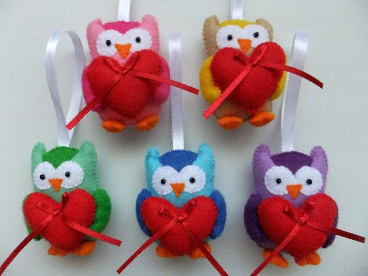 Felt Pastel RAINBOW BABY OWLS with love hearts (Set of 5) handmade hanging animal doll ornament decoration nursery party Valentines