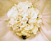 ALYSSA - Ivory / Black Bridal Bouquet - ALYSSA