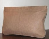 70's Chic Clutch for FALL // Vintage BROWN Suede LEATHER Purse 80's Embossed Floral Design Leaf Pattern