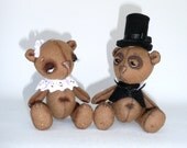 Sweet handmade miniature Teddy Bear couple Wedding cake topper, Cute Bride and Groom gift, Mr. and Mrs. Bear bridal pair