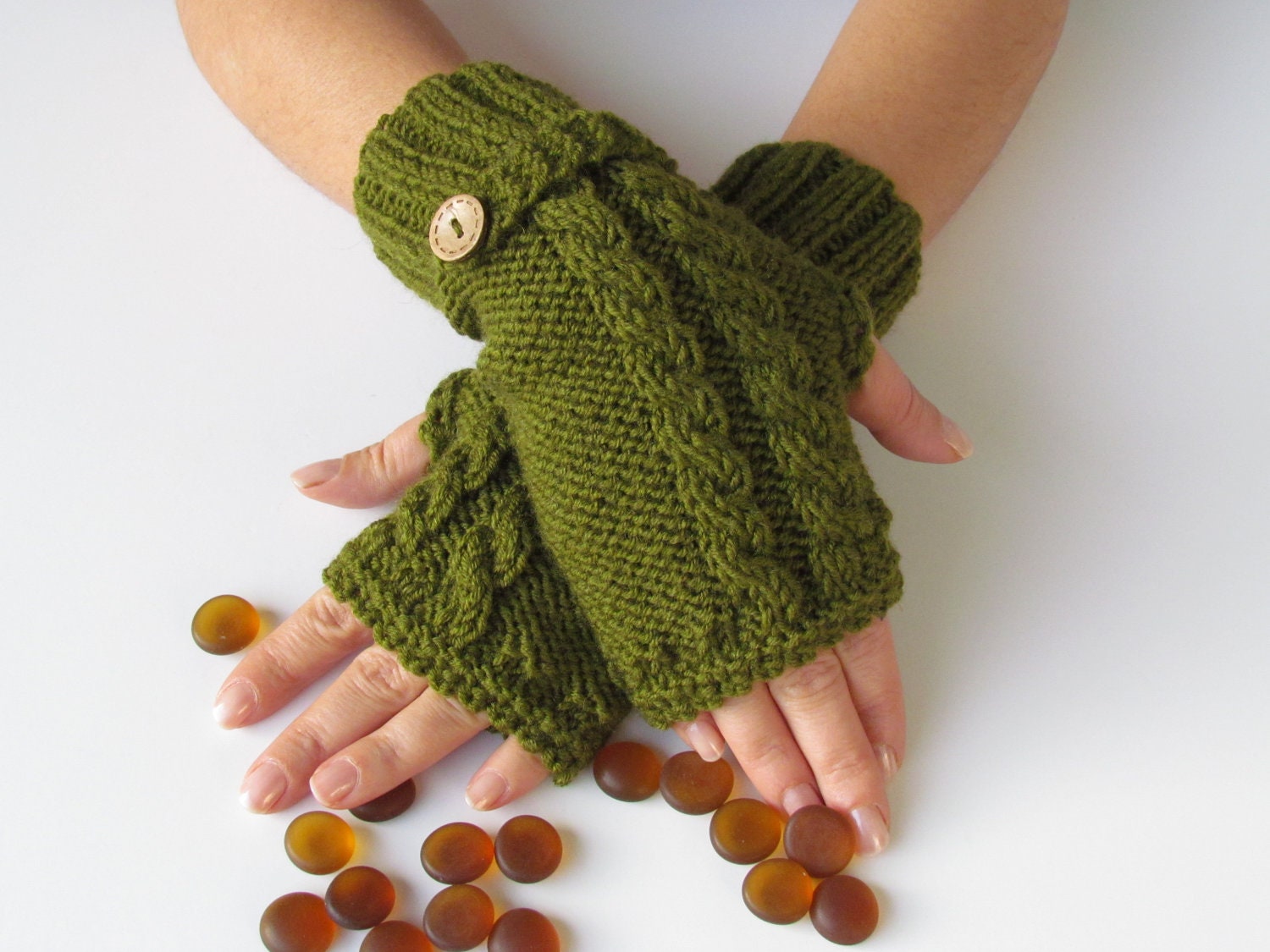 Green Fingerless Gloves With Wooden Buttons,Knitting Pattern, Hand Arm Warmers,Winter Accessories, Fall Fashion,Mittens