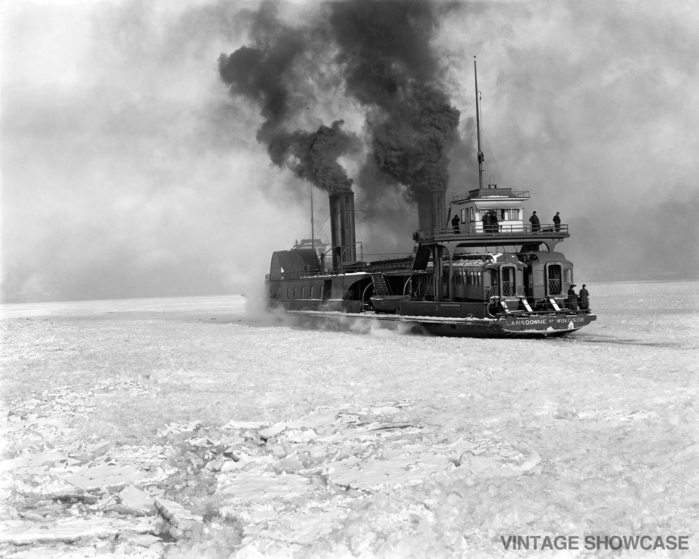 Steamboat Crossing Detroit River - Old Photo (8x10)