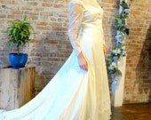 1970s Vintage Lace Wedding Dress