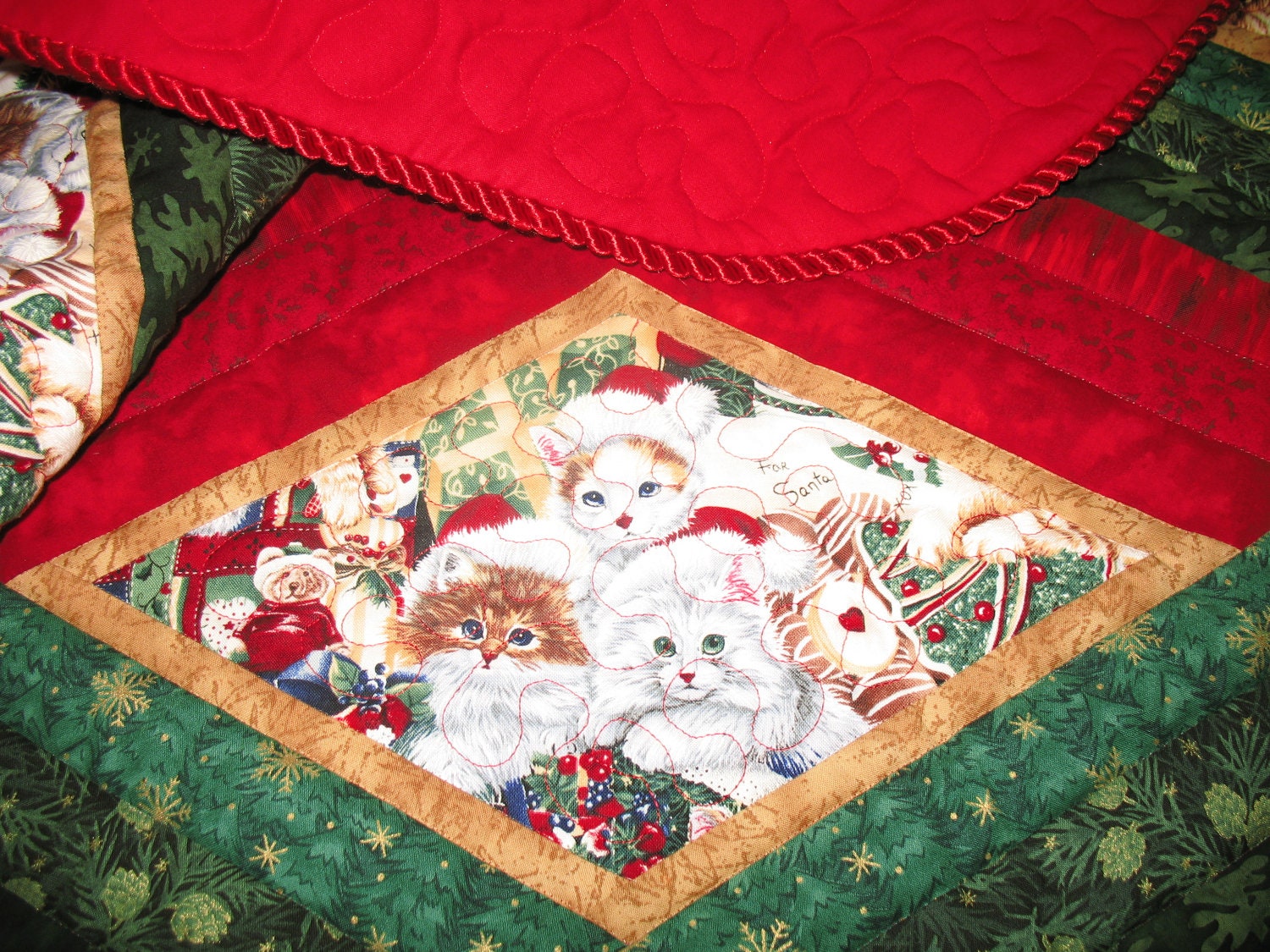 Christmas Tree Skirt Quilt - Kitty Christmas - 101