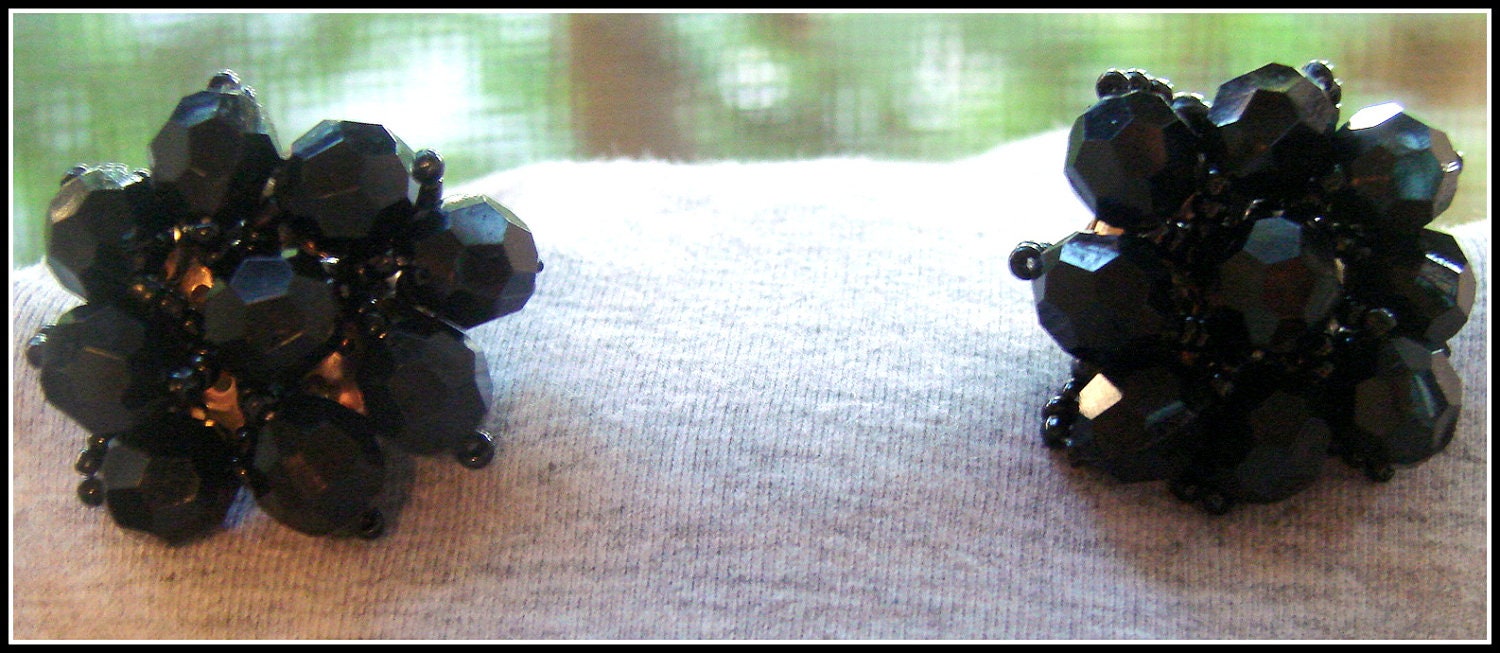 1950s Black Beaded Knot Earrings