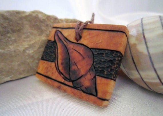 Seashell Wood Necklace Pendant Earthy Jewelry Conch shell