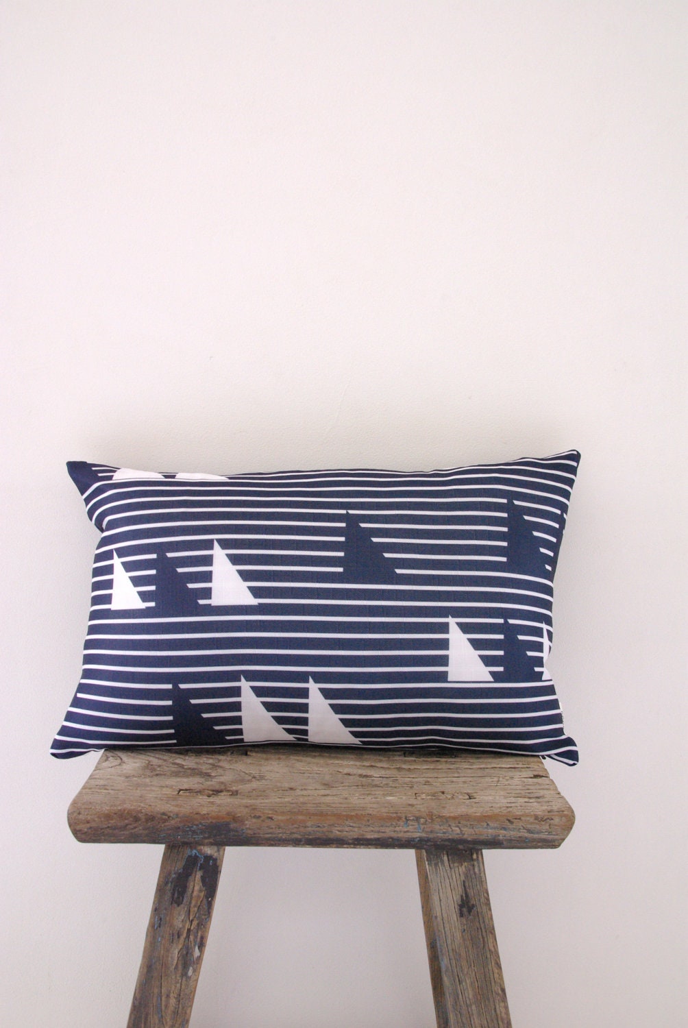 SALE 40% off...Cushion Cover Retro Vintage Fabric Navy Blue & White Triangles Geometric Print - Limited Edition