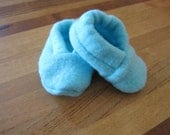 Baby Booties in Sky Blue Fleece - Newborn (0-6 months)