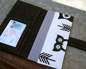 Iphone wallet - charcoal100% merino wool felt owl