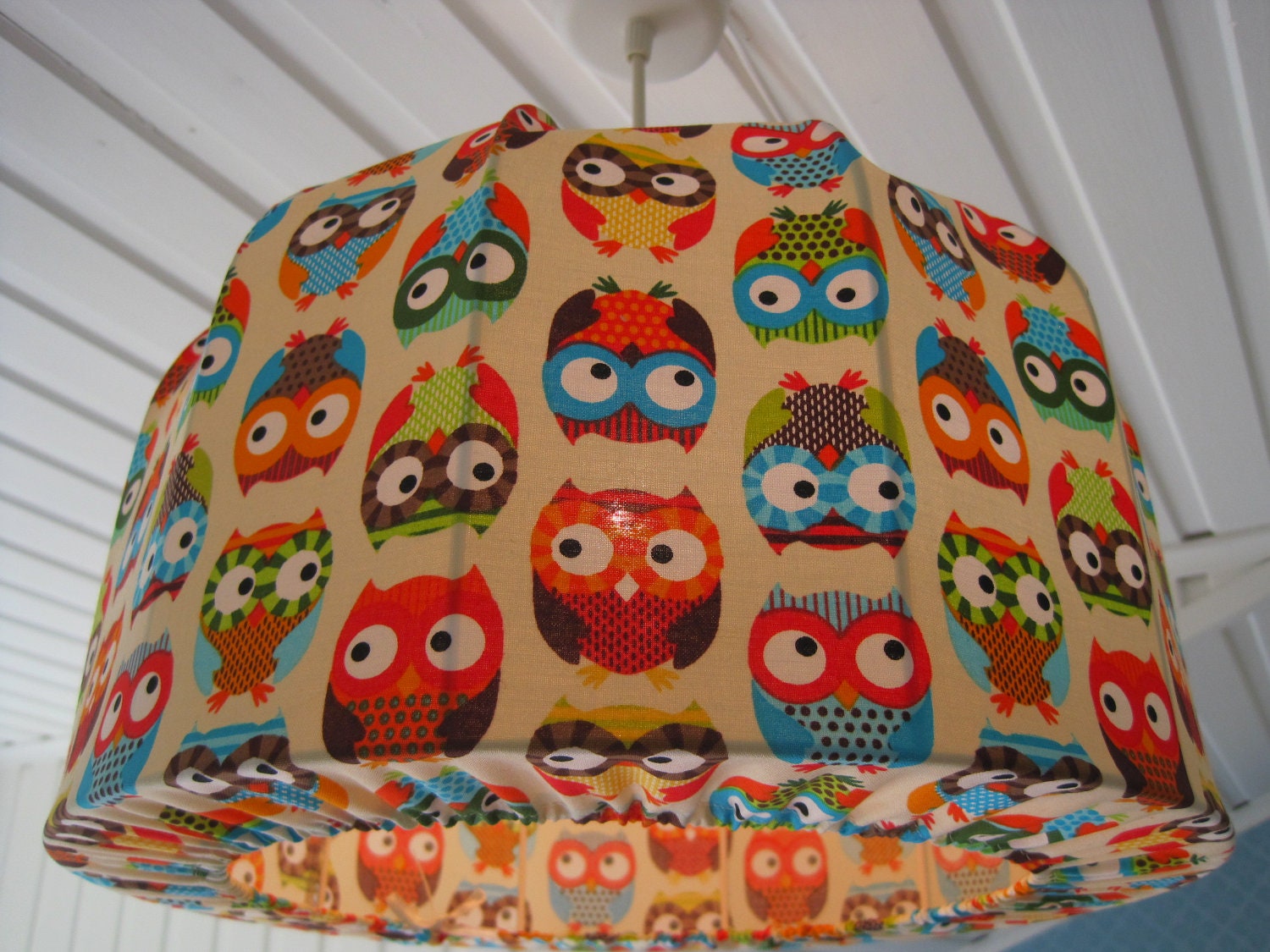 OwL Lampshade, Pendant light for kids room made in Retro Style