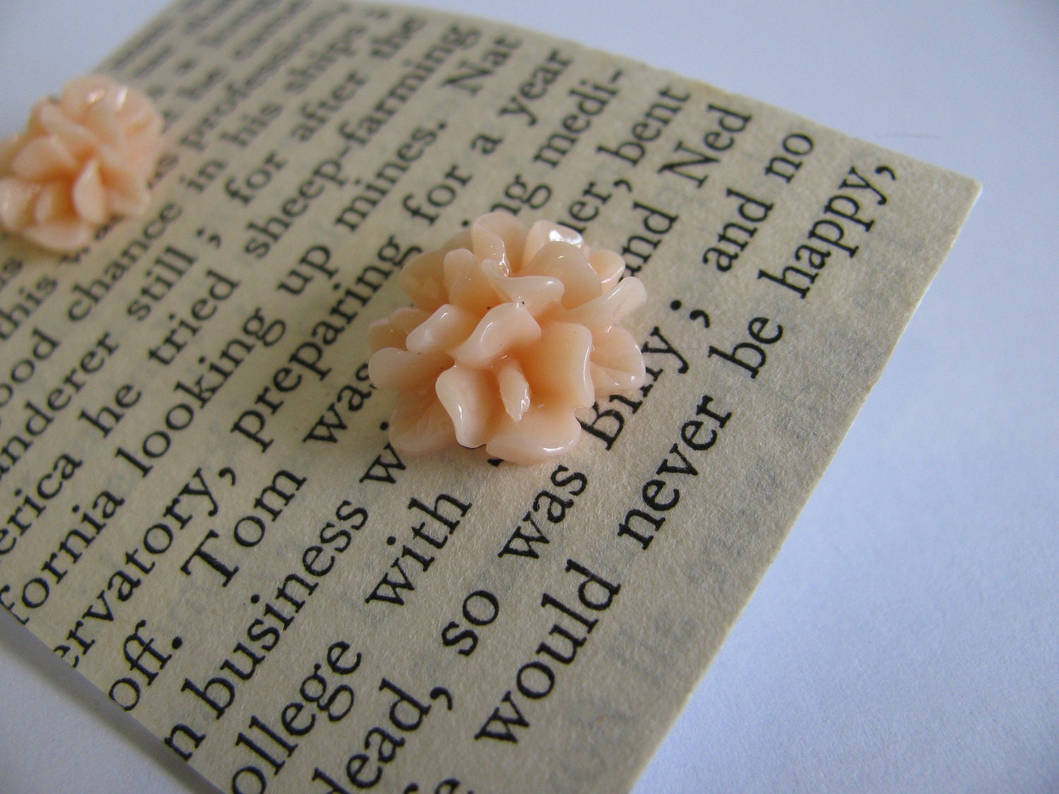 Creamy Peach Petal Cabochon Resin Earrings