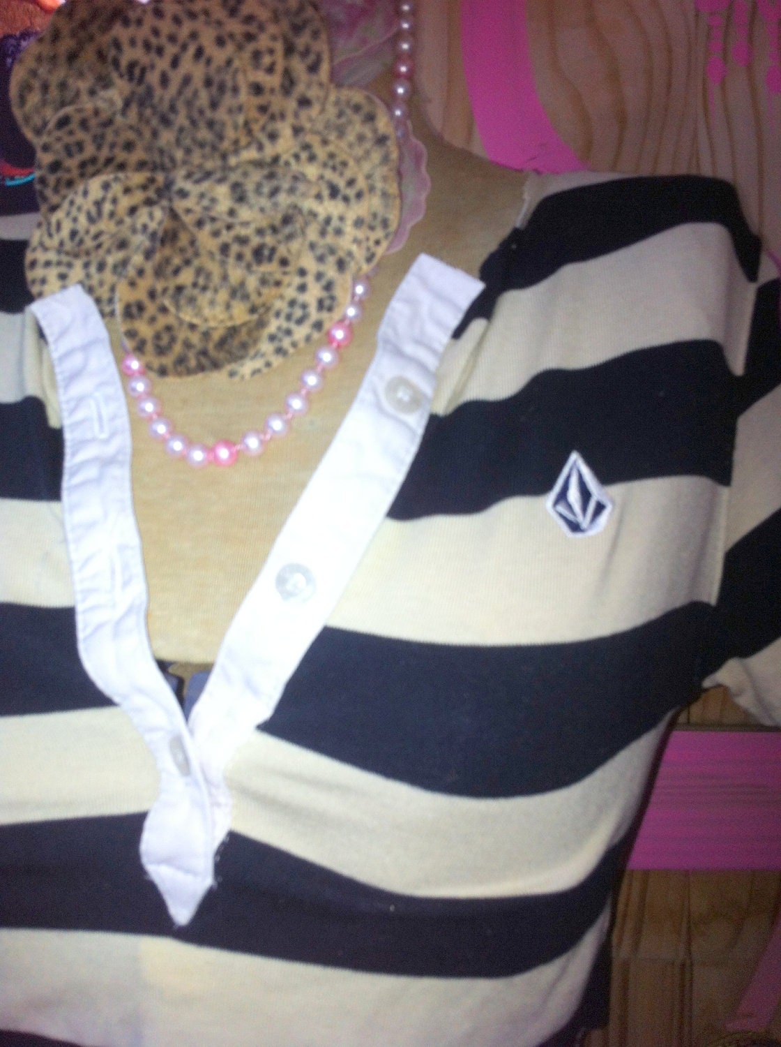 Cut up Striped Pin Up Blue and Beige Nautical striped Shirt White Collar Size Medium