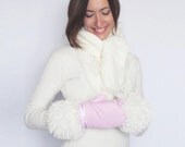 Winter Mittens Gloves Pink Lilac Fabric Mittens Gloves with the White Lama Vegan Faux Fur and Crystal Buckle