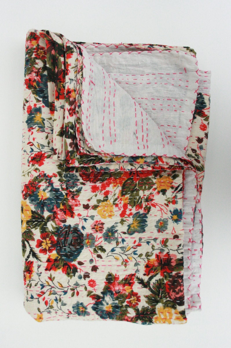 Floral Perfection - Queen Bed Cover