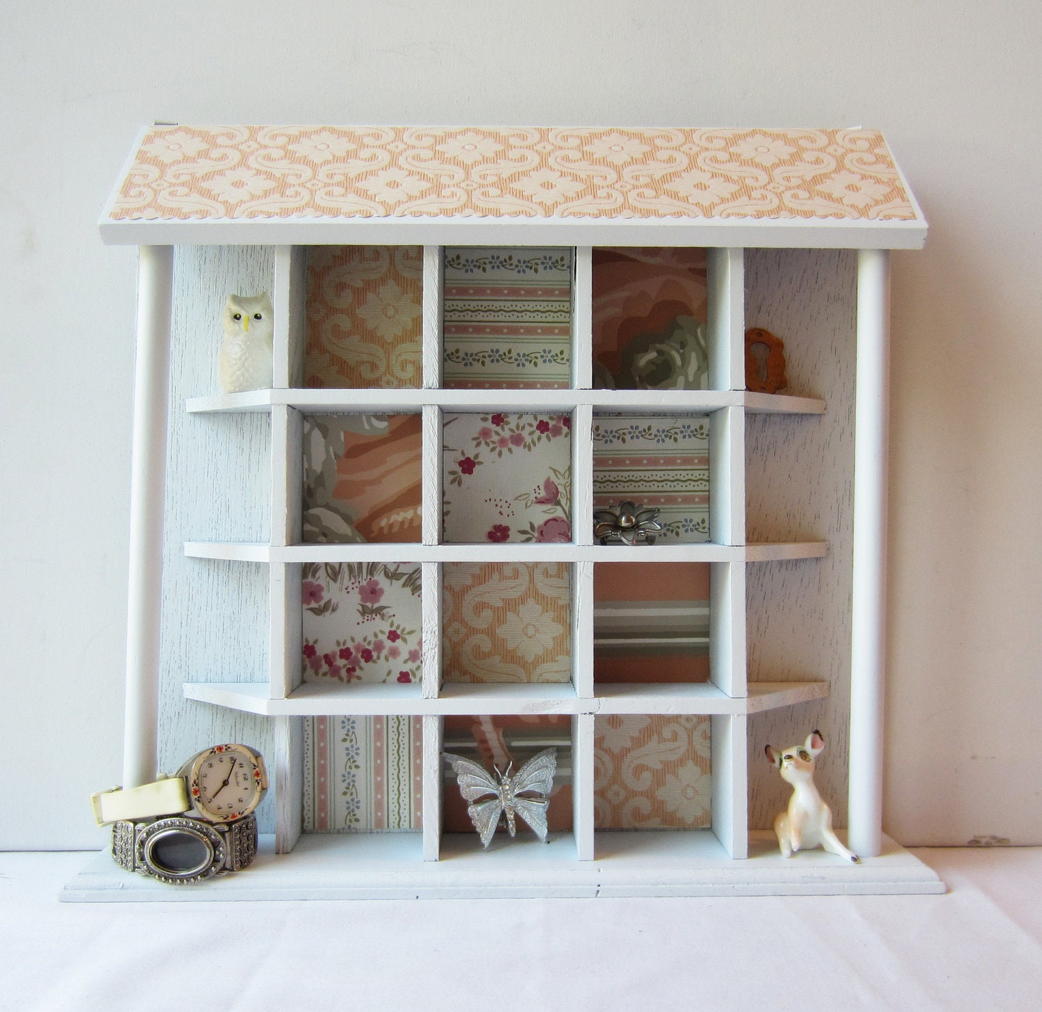 Jewelry Holder Display Organizer Shelf - House Shaped with Peach, Blush, Pink Vintage Wallpaper