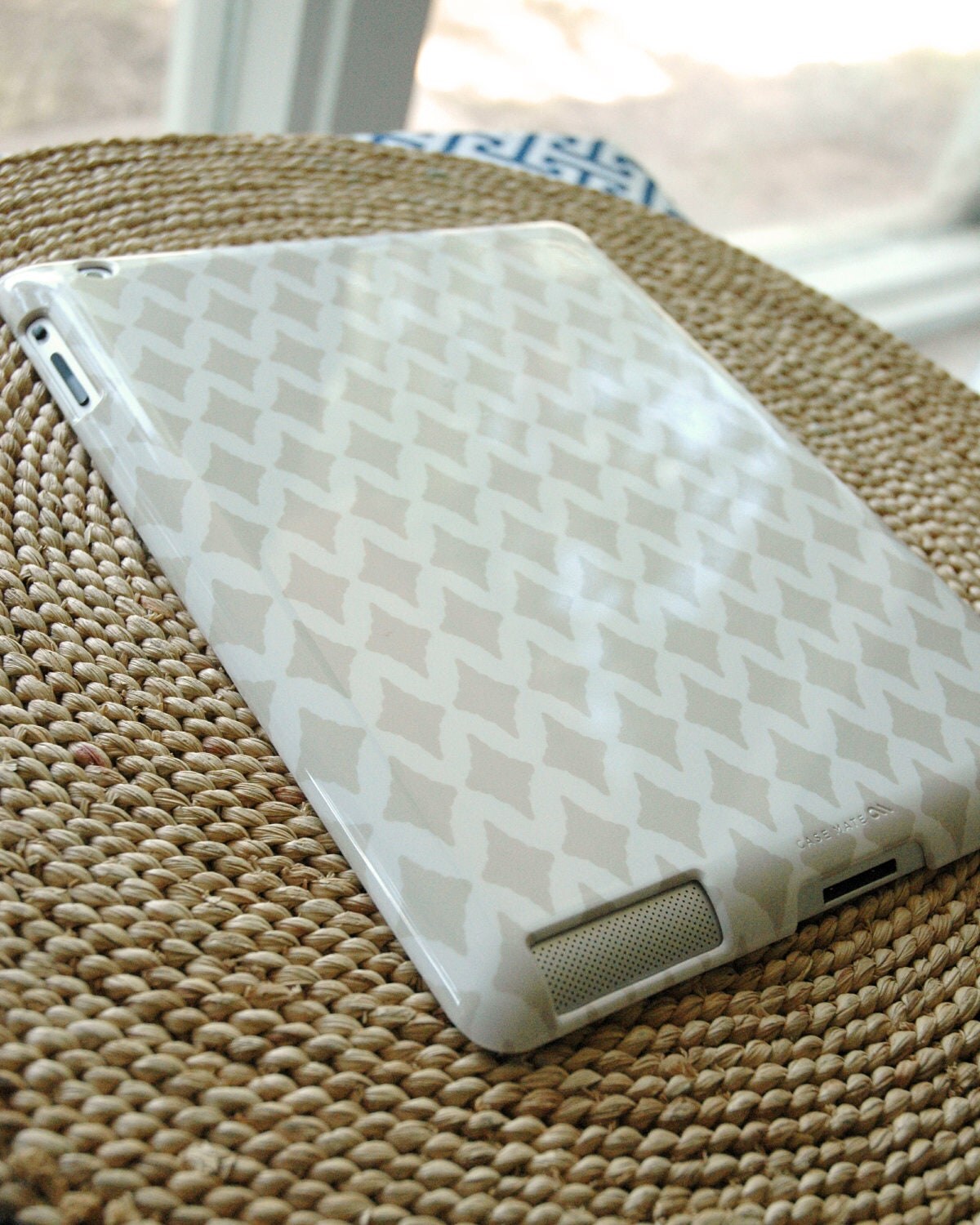 French Diamond iPad 2/3 Case in Sand