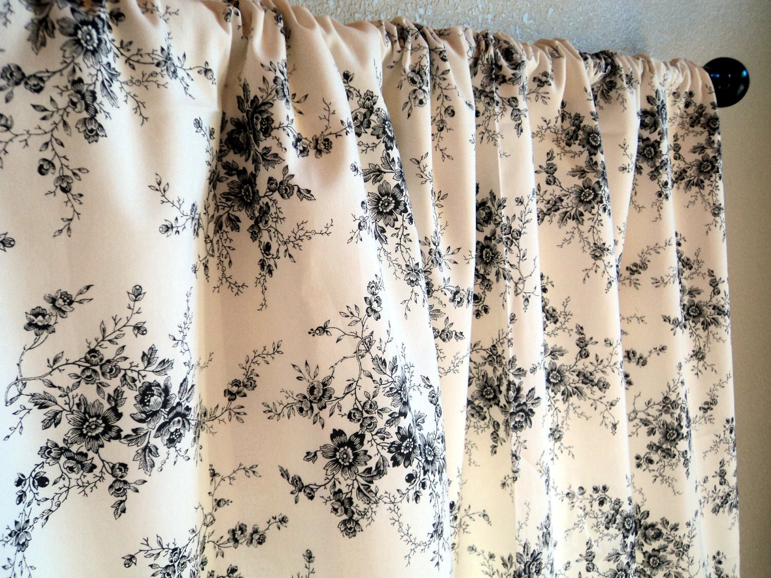 chic curtains
