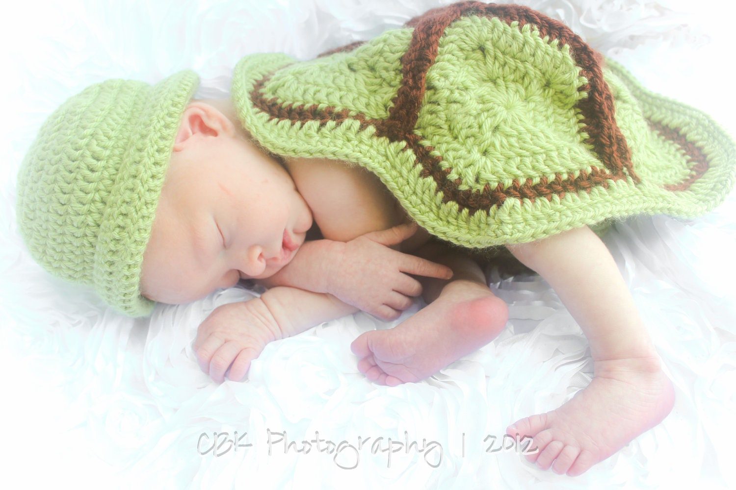 Crocheted Newborn Turtle Shell and Hat- Photo Prop