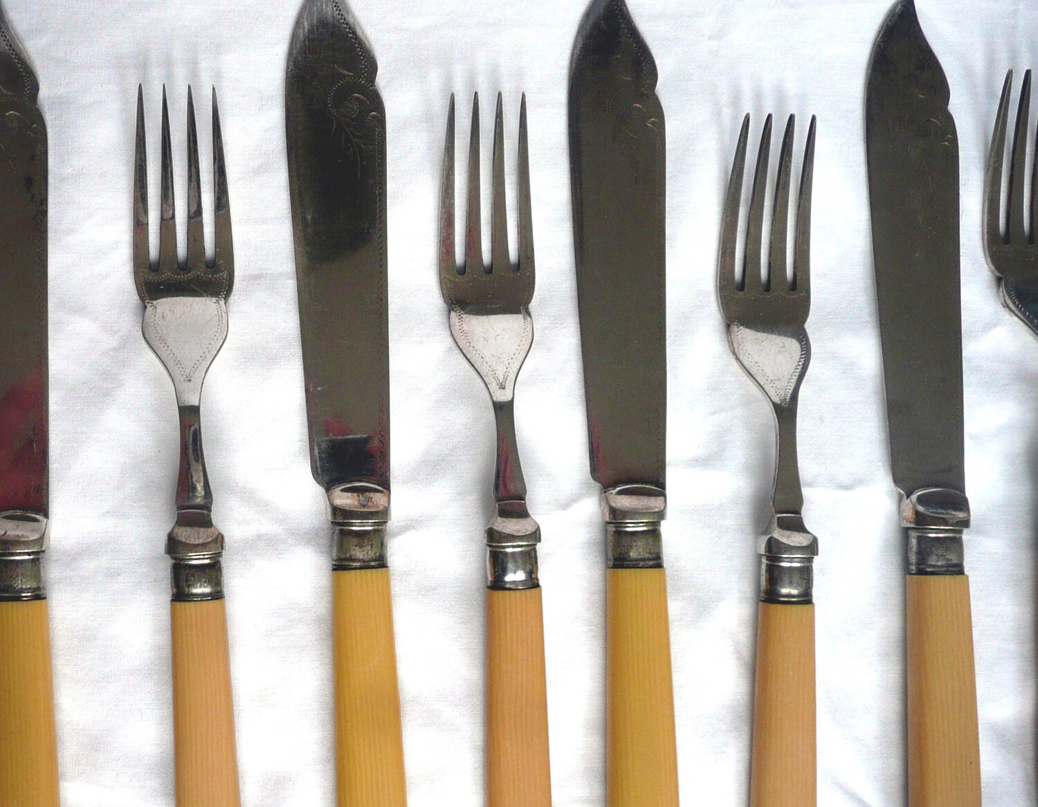vintage cutlery