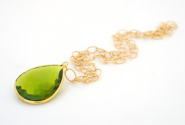 Faceted Peridot Quartz Necklace, Peridot Quartz Pendant Necklace, Bezel Set Necklace, Statement Necklace