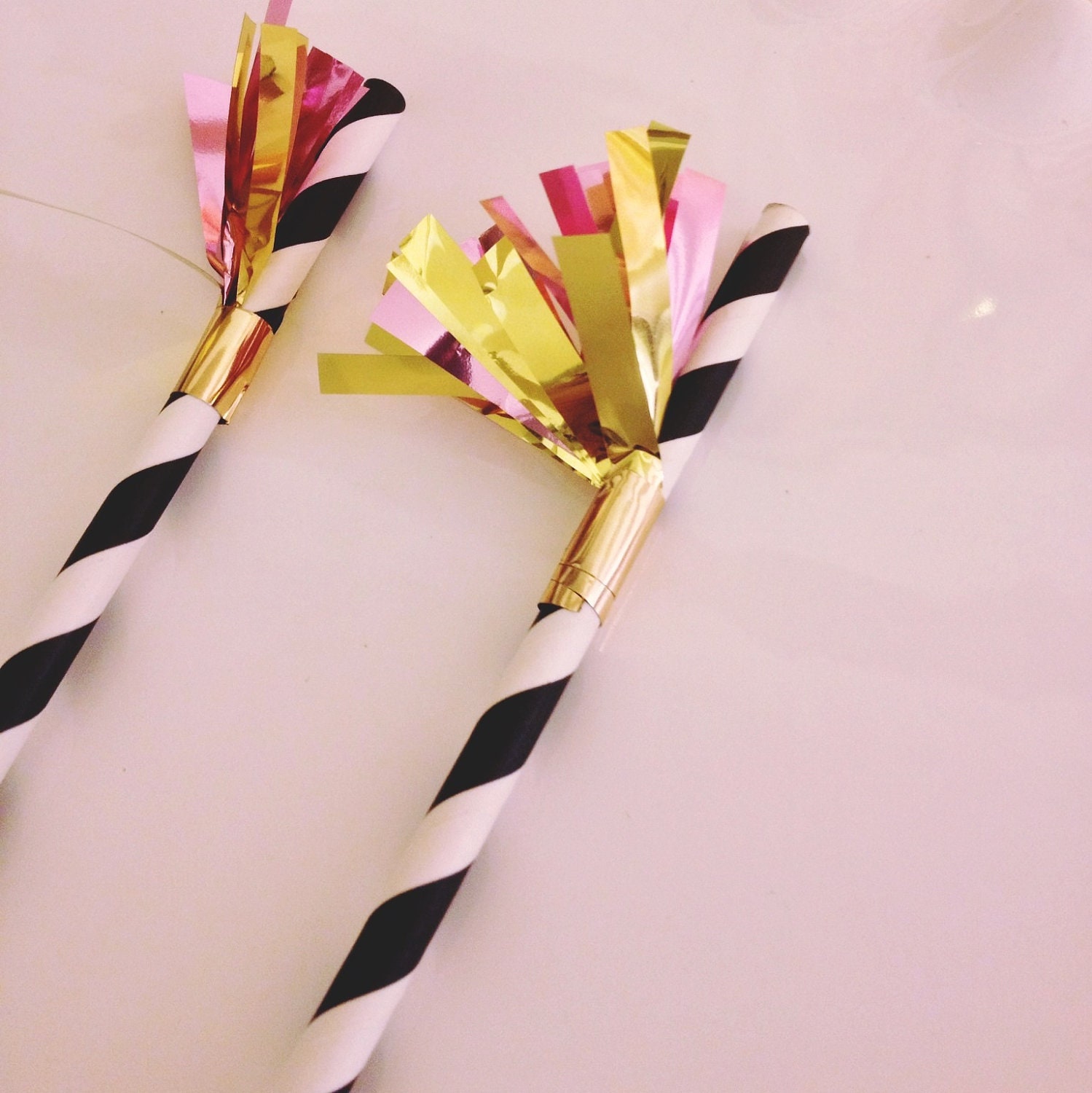 12 Fringe striped paper straws