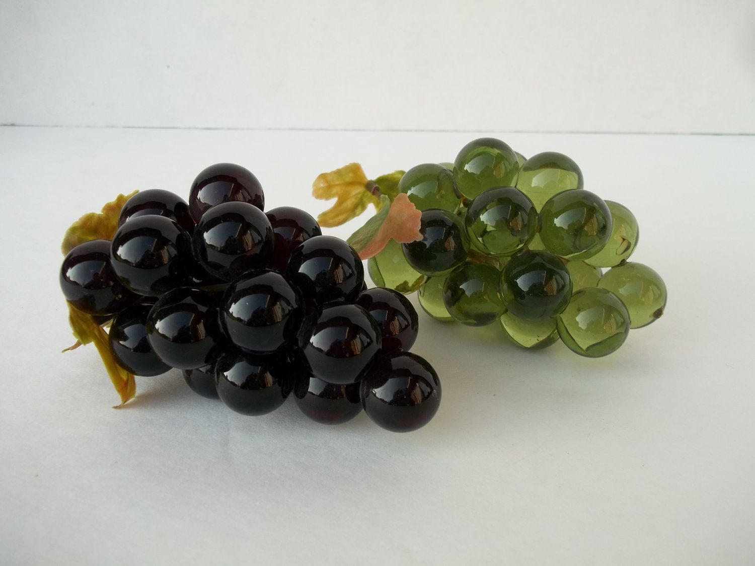 retro glass grape cluster in green and by gorbysartandantiques retro glass grape cluster in green and by gorbysartandantiques